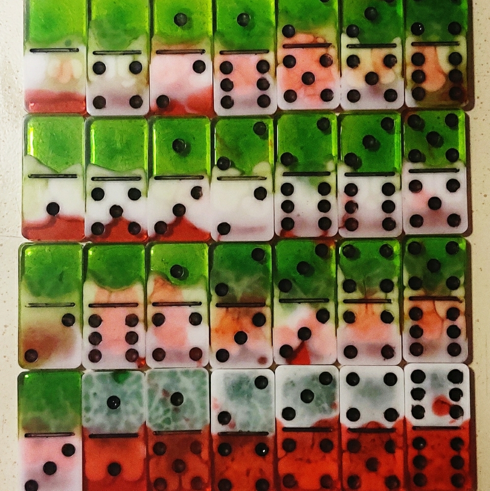 Custom dominos